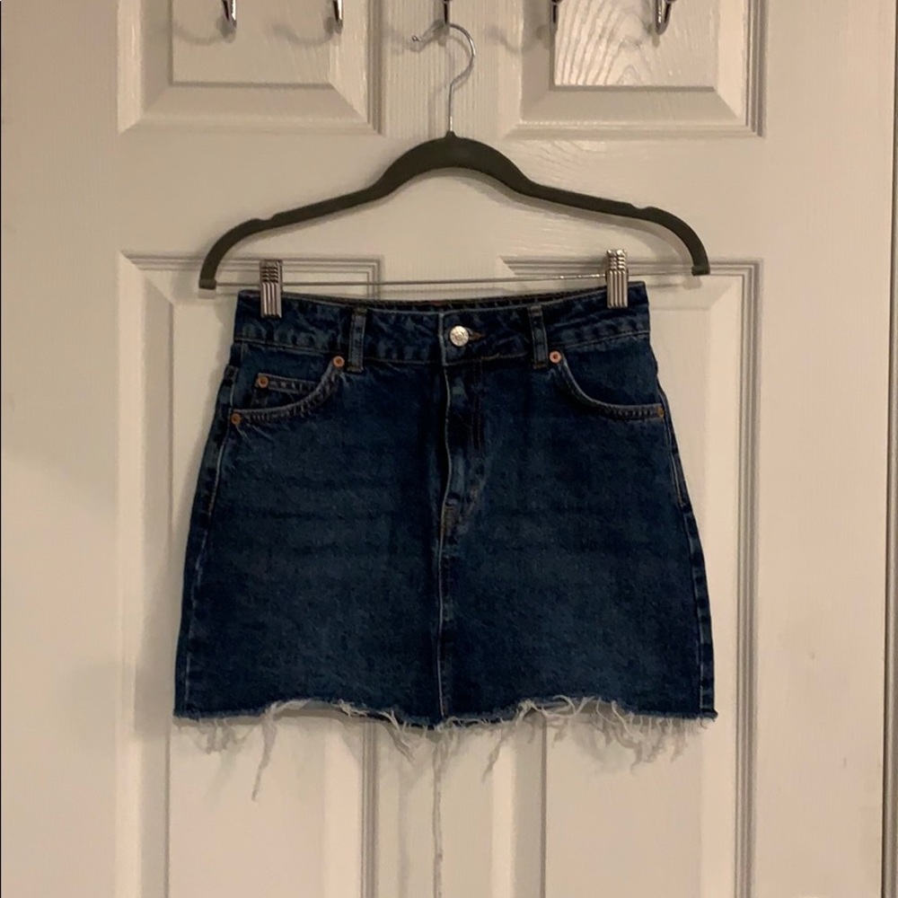 🏷3/$25🏷 TOPSHOP denim skirt